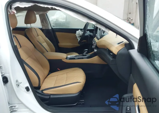 3N1AB8CV4RY318021: 44243262