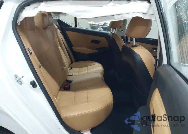 3N1AB8CV4RY318021: 44243262