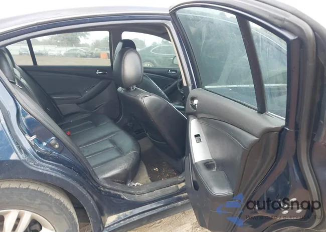 1N4AL2AP0BN447085: 44243458