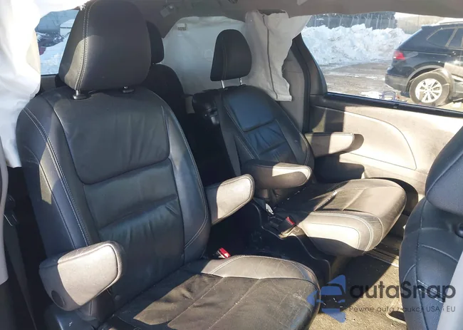 5TDXZ3DC7HS781148: 44243512