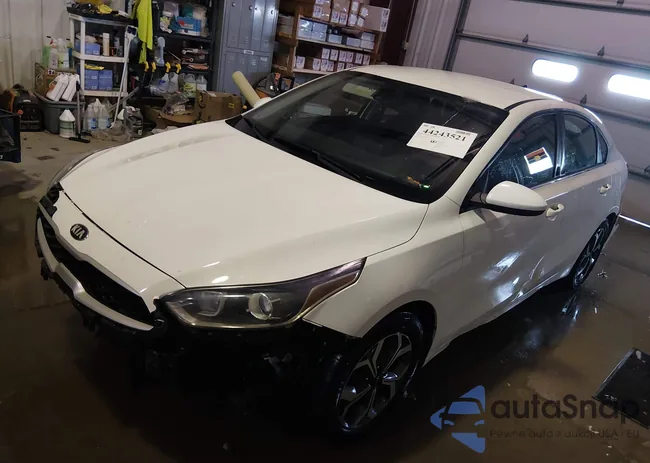 3KPF24AD2KE103122: 44243521