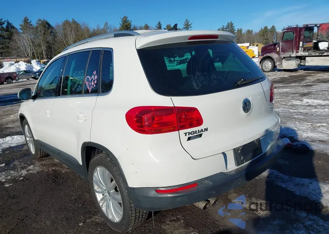 WVGBV3AX4DW581718: 44243562