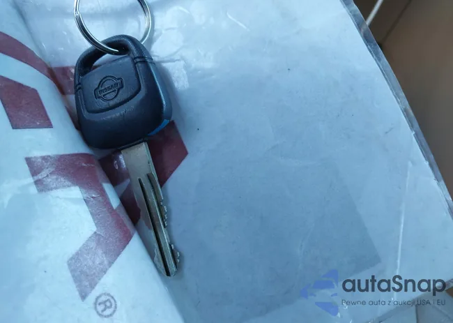 JN1CA31A8YT220356: 44243564