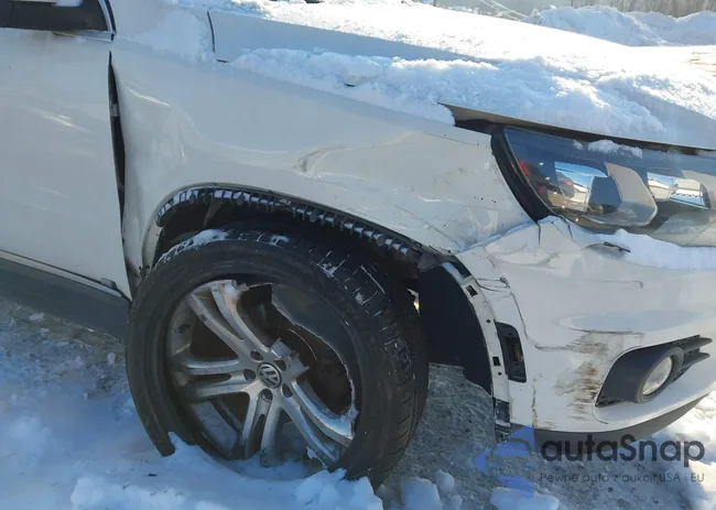 WVGBV3AX1DW617607: 44243573