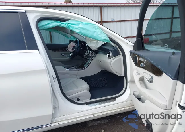 55SWF4KBXHU181666: 44243577