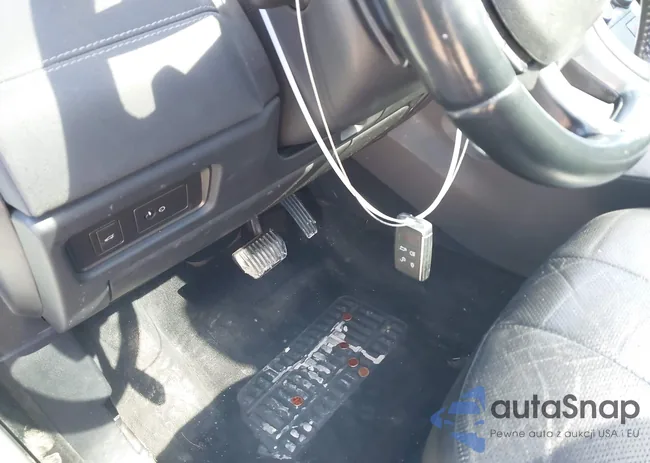 SALVP2BG6GH091142: 44243633