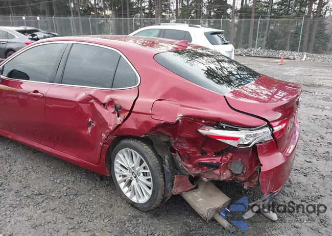 4T1B21HK7KU511940: 44243701