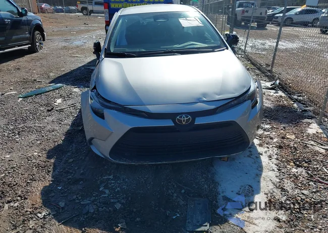 5YFB4MDE9SP272677: 44243706