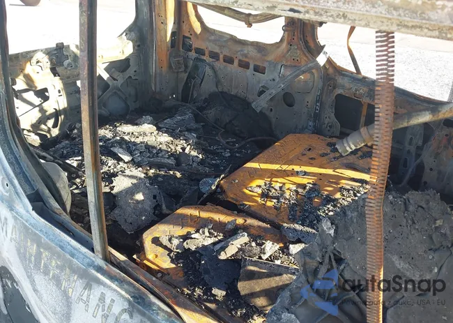 NM0GE9F72F1203559: 44243733