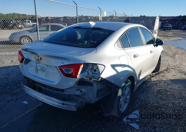 1G1BE5SM5H7215117: 44243810