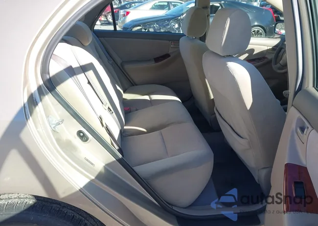 2T1BR32E37C751697: 44242859