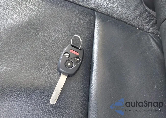 5FNYF3H9XEB010307: 44242896