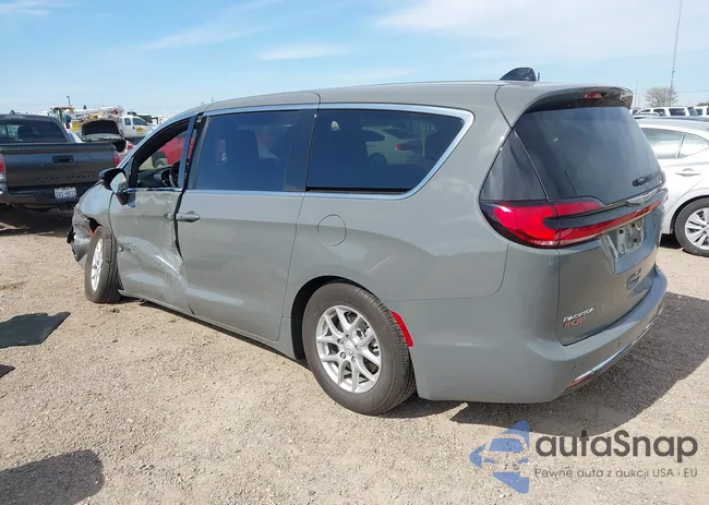 2C4RC1BG7SR587658: 44242950