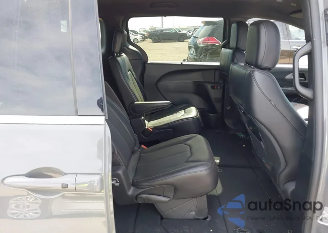 2C4RC1BG7SR587658: 44242950