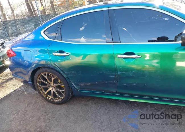 JN1BY1AP1BM324995: 44242956