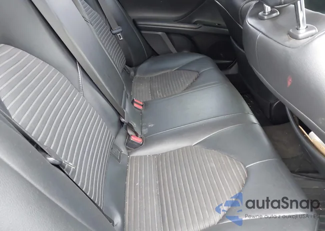 4T1B11HK0KU245762: 44242986