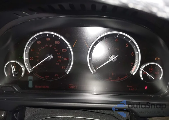 5UXKR0C51J0X91905: 44243011