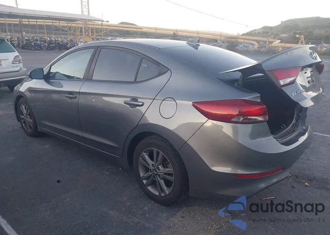 5NPD84LFXJH305916: 44243120