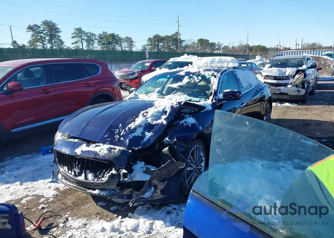 ZAM56RRA2E1110209: 44243137