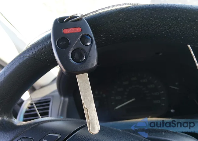 1HGCM66437A103031: 44243140