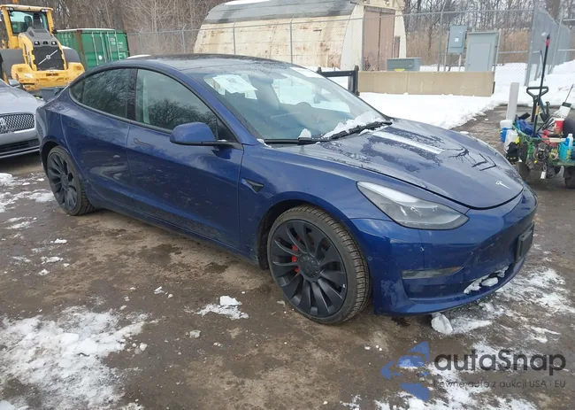 5YJ3E1EC3NF322163: 44243189