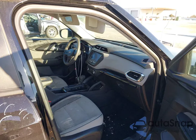 KL79MPS23MB158827: 44243237