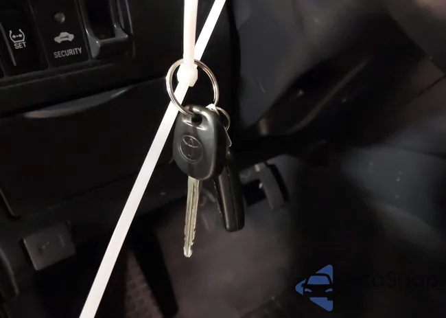 2T1KR32E97C667769: 44244255