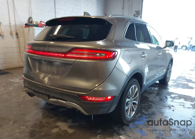 5LMCJ2C9XKUL06899: 44244295