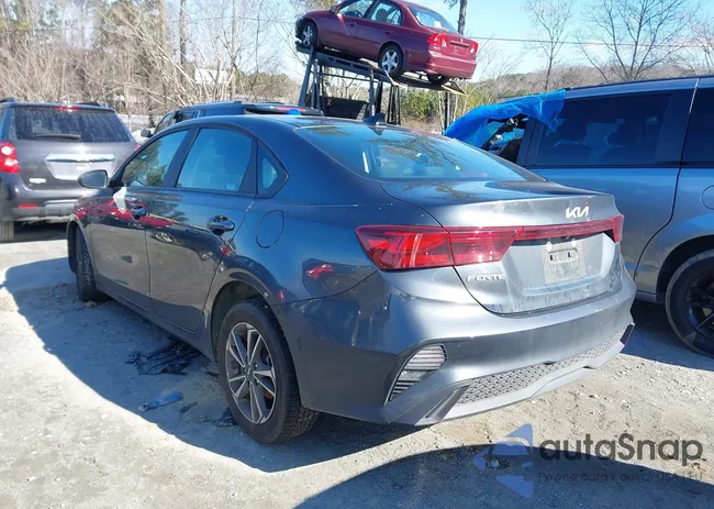 3KPF24AD5RE768946: 44244458