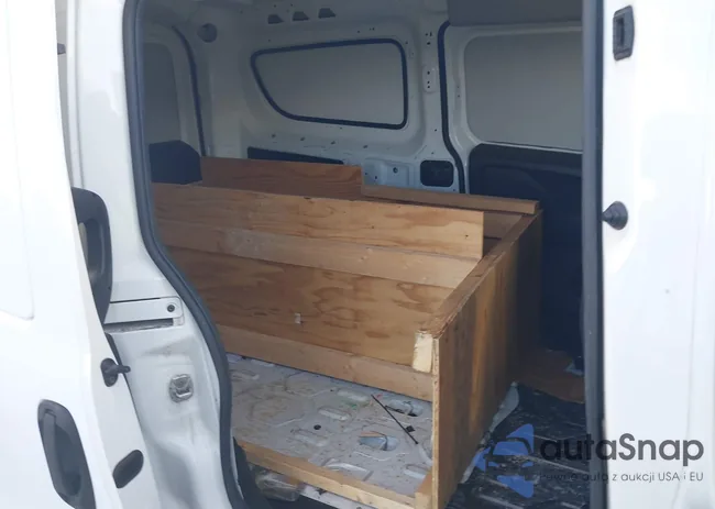 ZFBERFAB5J6H97025: 44244491