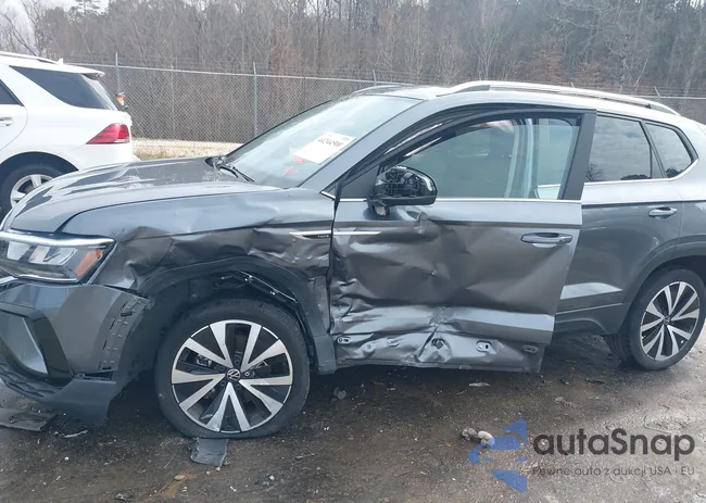 3VVSX7B21RM007904: 44244500