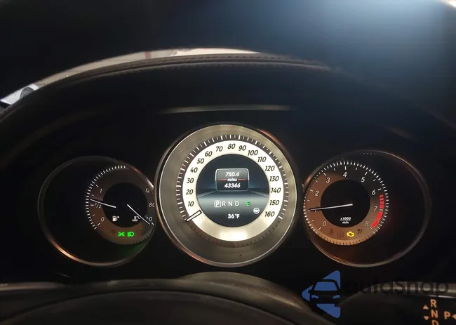 WDDLJ9BBXFA135041: 44244567