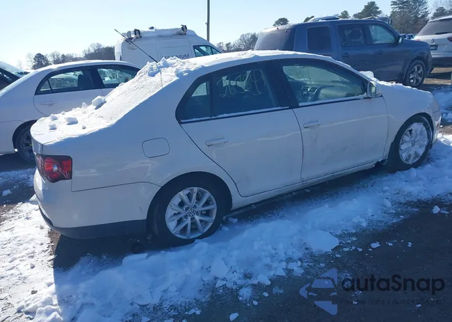 3VWRZ7AJ8AM139091: 44244589