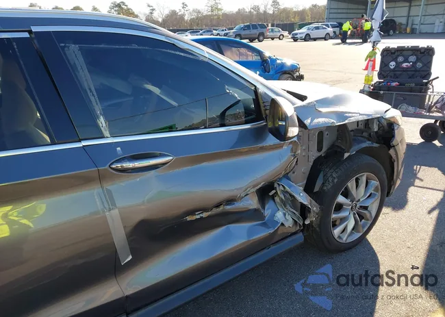 3PCAJ5M13LF113464: 44244629