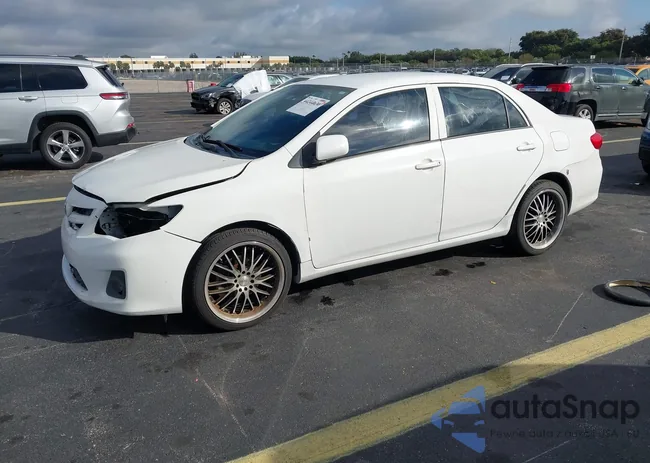 2T1BU4EE3DC950728: 44244630