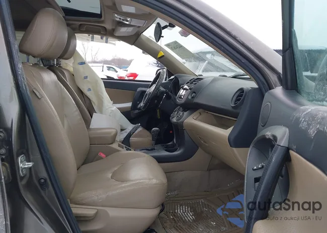 2T3DF4DV3BW105465: 44244676