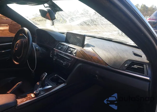 WBA3R1C59FK194909: 44244687