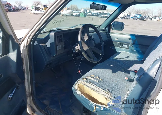 1GCFC24K5NE126048: 44244697