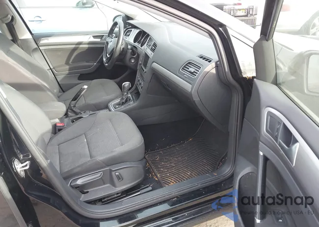 3VW217AU5HM059597: 44244760