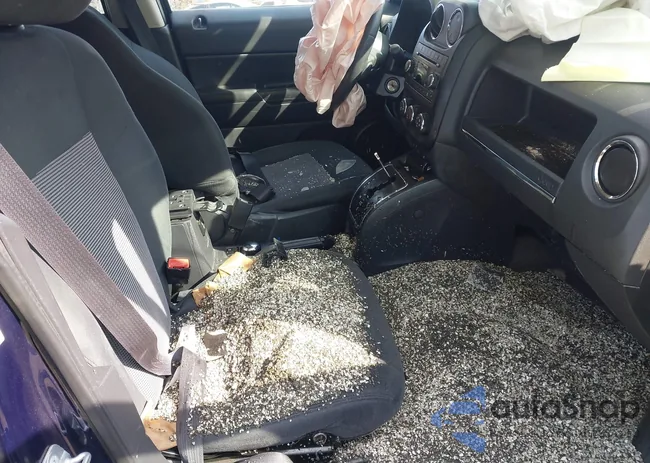 1C4NJRFB7ED796181: 44244779