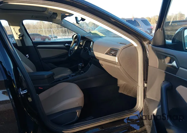 3VWC57BU3KM166923: 44244789