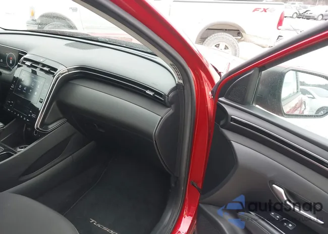 5NMJF3AE1NH052047: 44244805