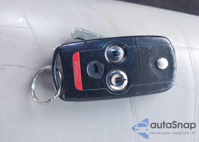 2HNYD2H43BH502469: 44243846