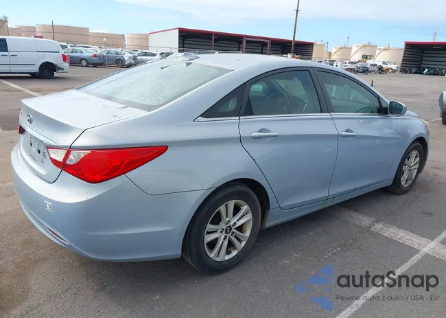 5NPEB4AC8DH669156: 44243853