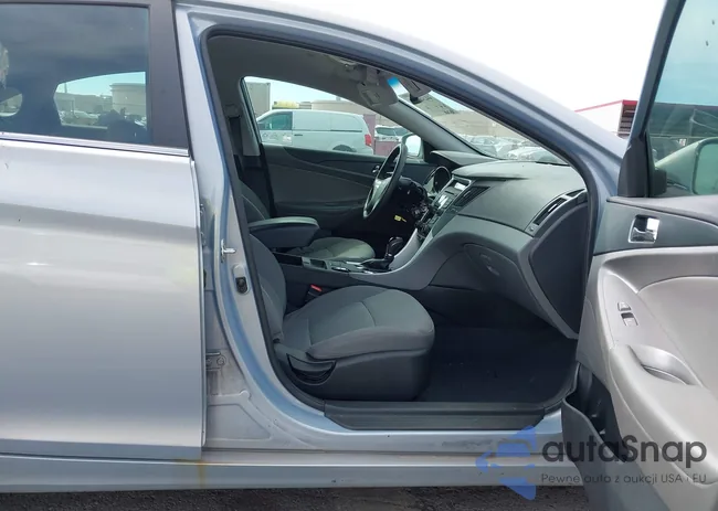 5NPEB4AC8DH669156: 44243853