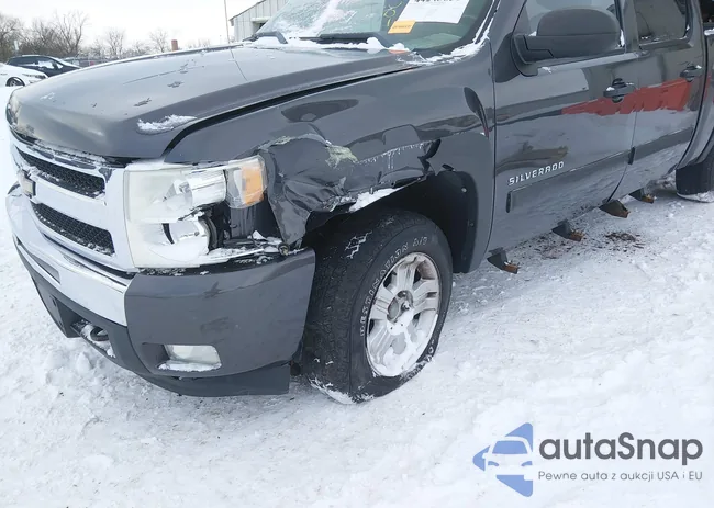 3GCPKSE32BG268652: 44243859