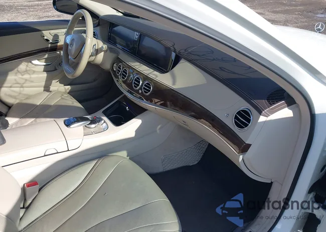 WDDUG8CB6HA313302: 44243872