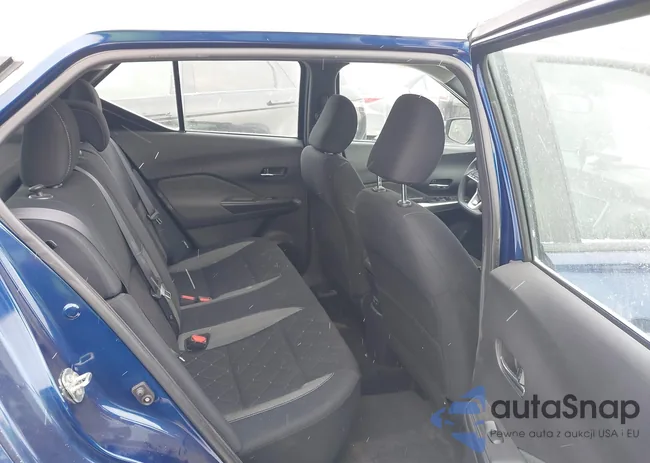 3N1CP5CV9LL563880: 44243956