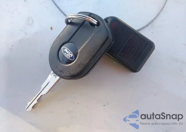 1FMCU9E77CKB87088: 44244048