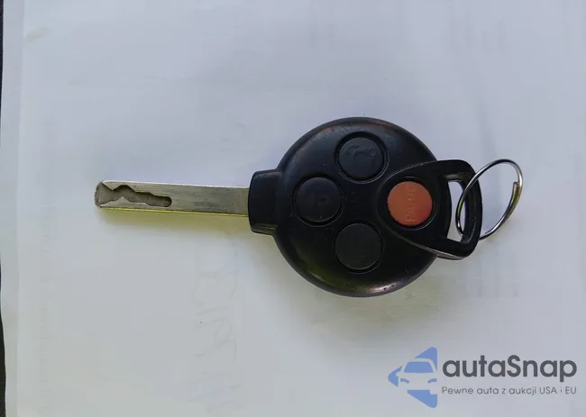 WMEEJ31X48K150646: 44244052